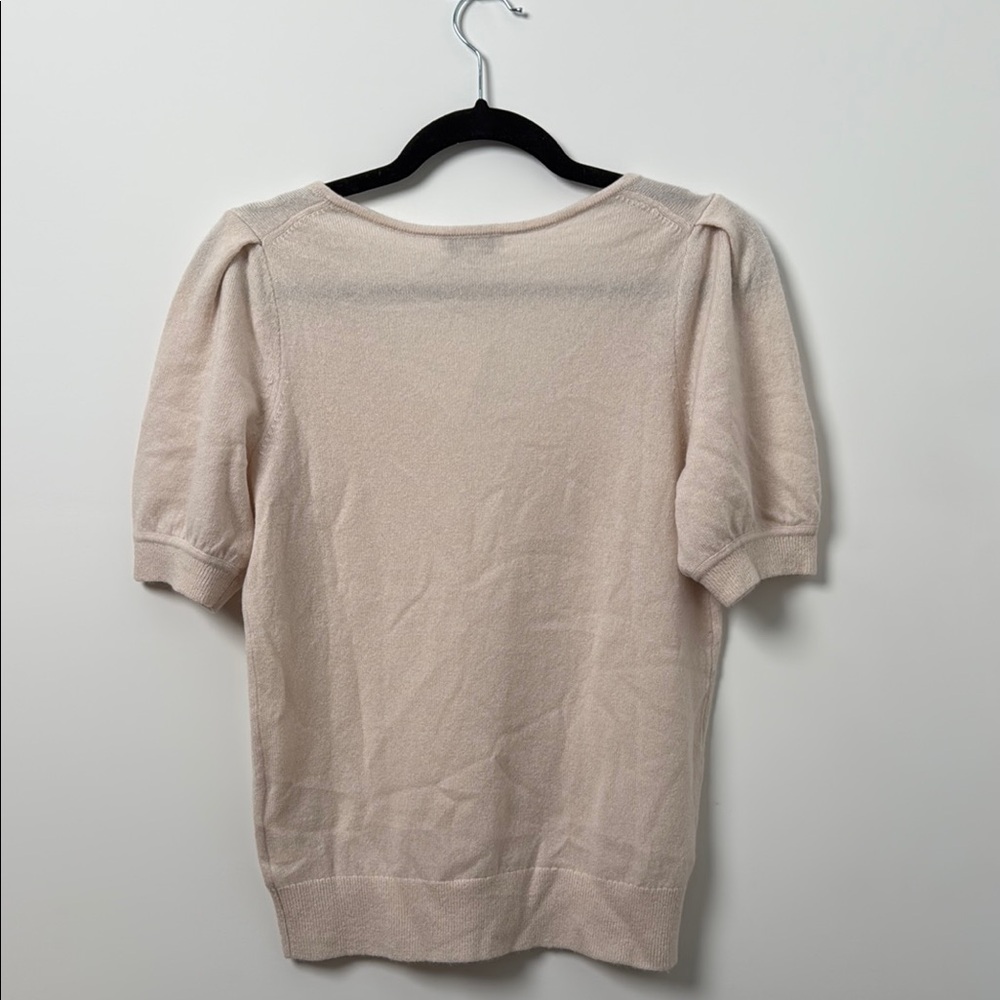 Madewell Cashmere V-Neck Puff-Sleeve Sweater Tee - Picture 4 of 4